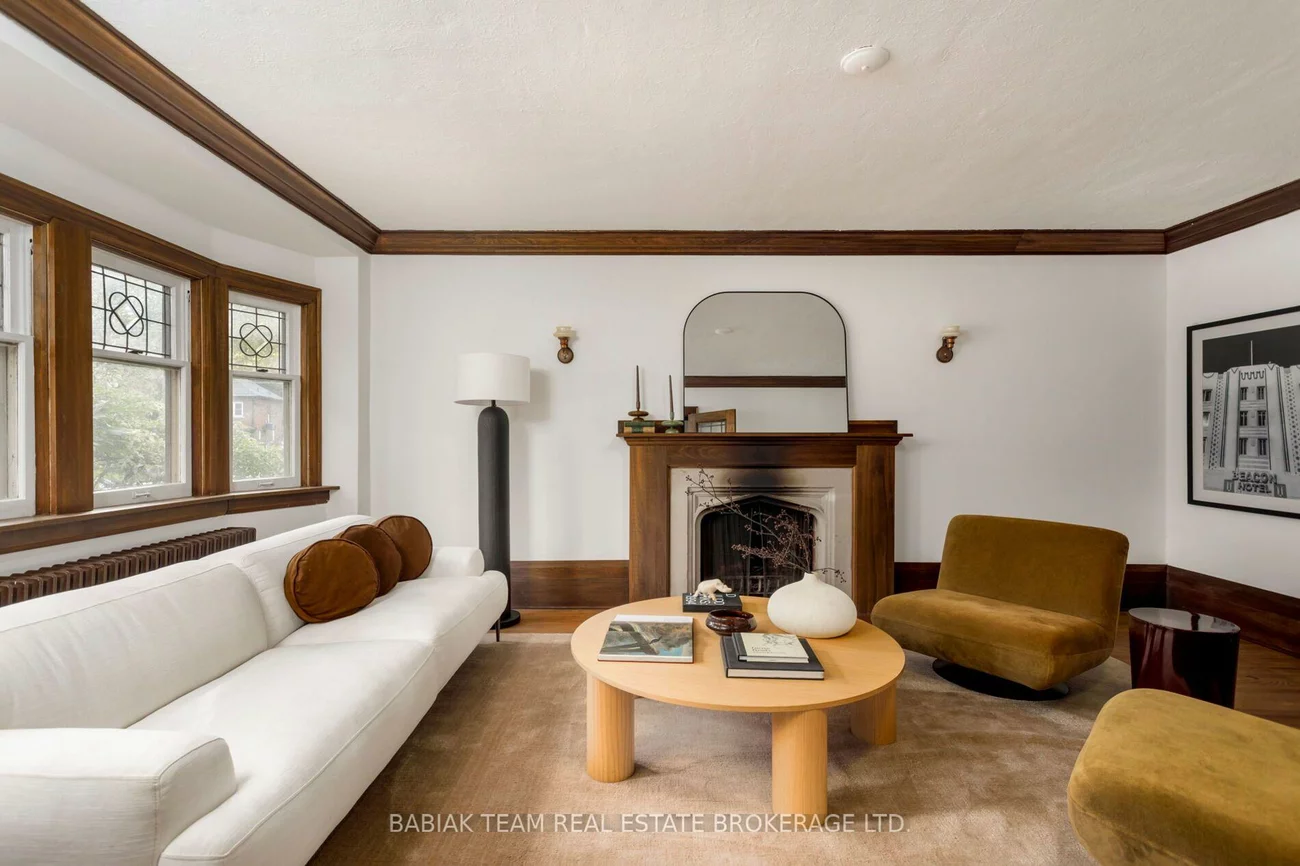 34, Elora, High Park North, Toronto