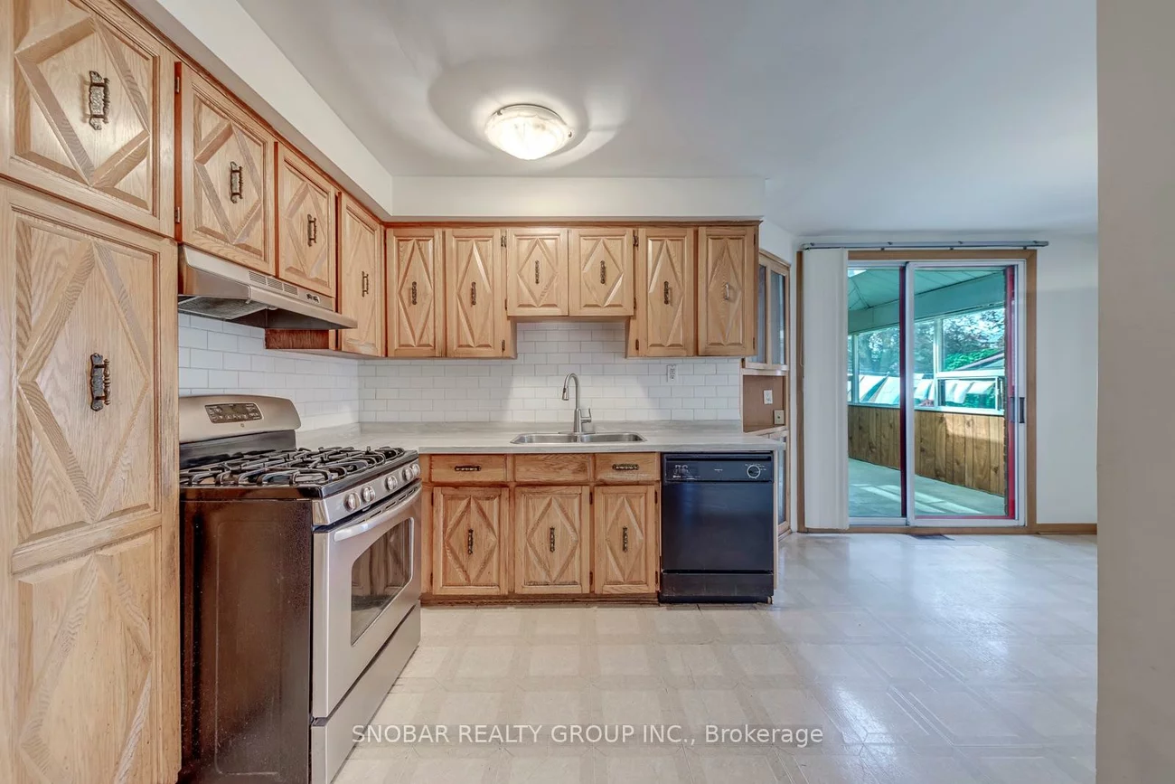 42, Newstead, Willowridge-Martingrove-Richview, Toronto