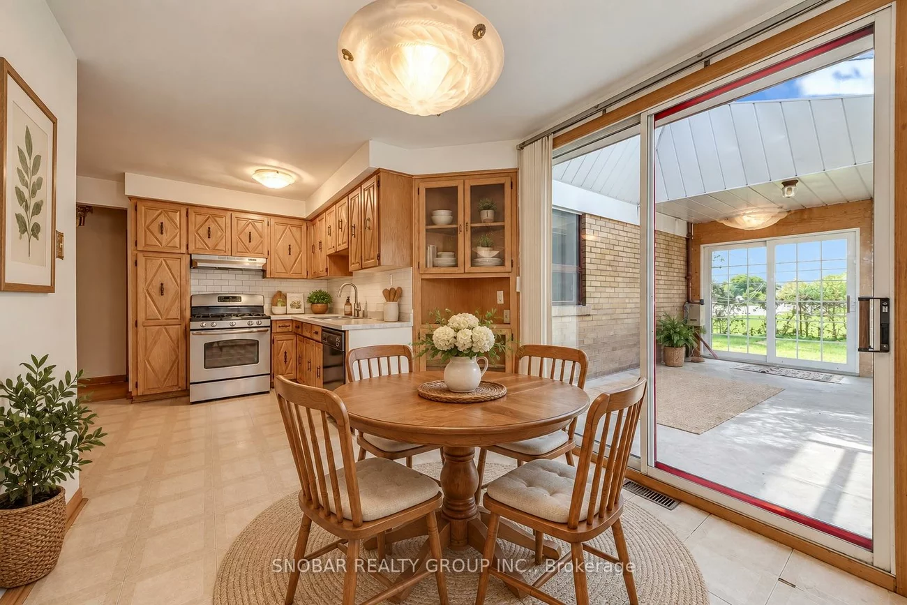 42, Newstead, Willowridge-Martingrove-Richview, Toronto