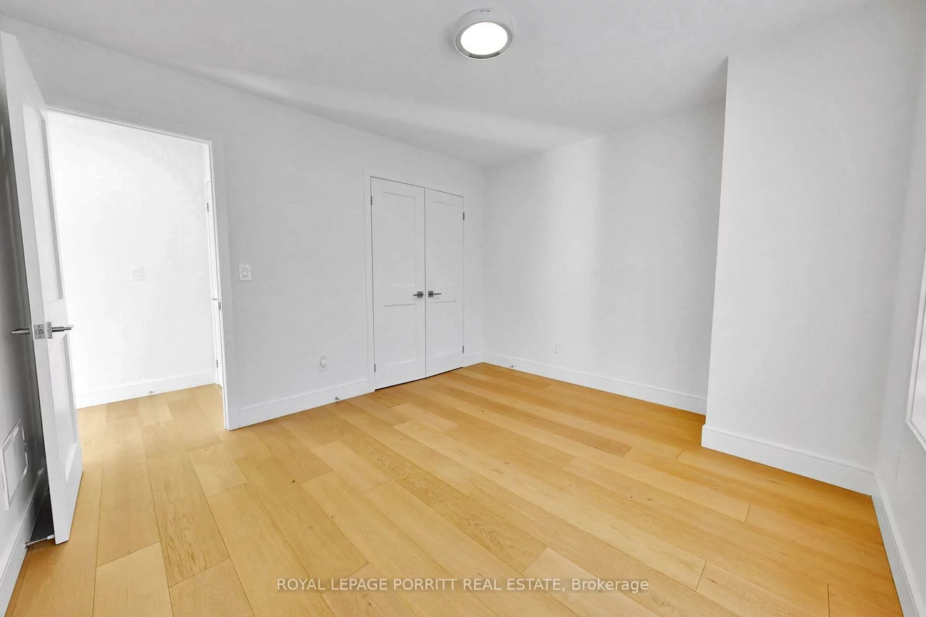 94, Edgecroft, Stonegate-Queensway, Toronto