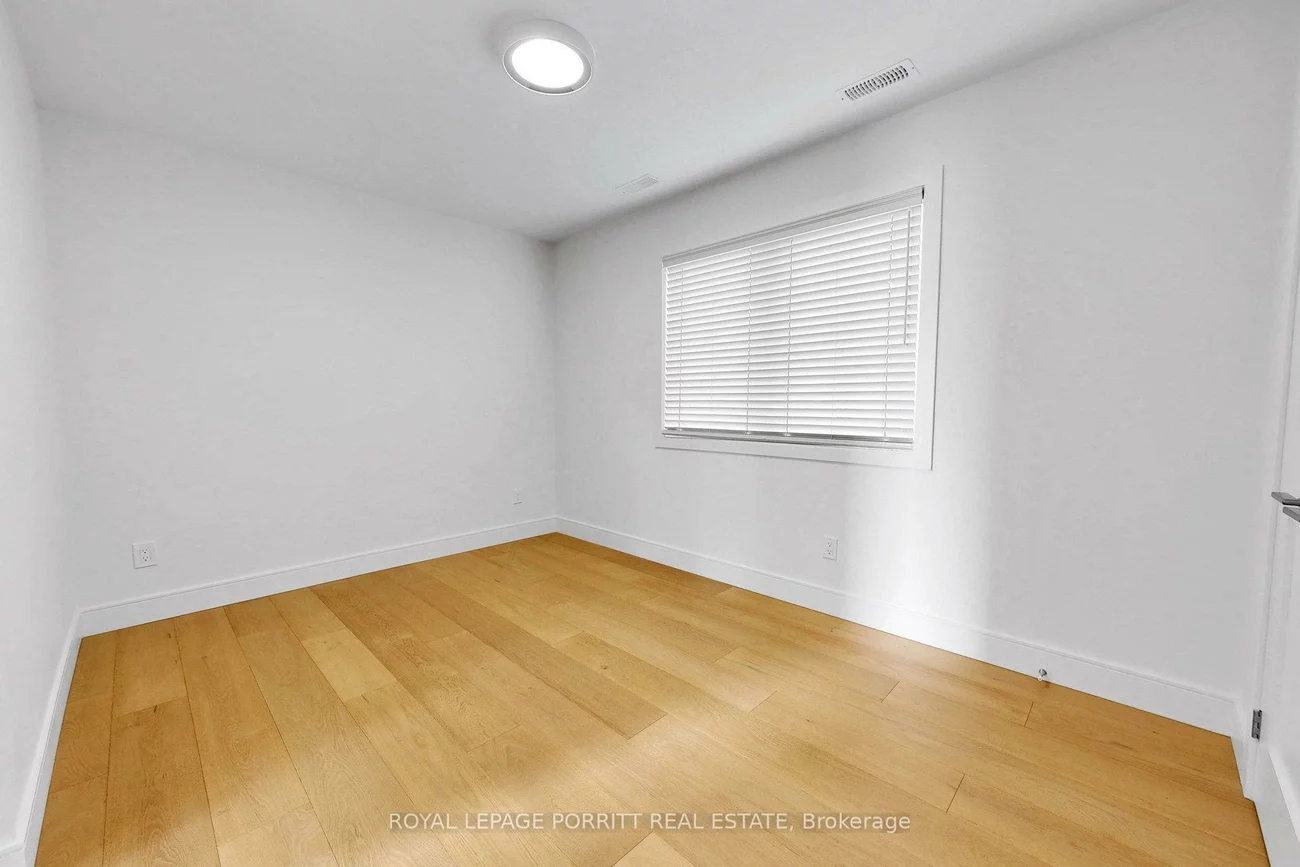 94, Edgecroft, Stonegate-Queensway, Toronto