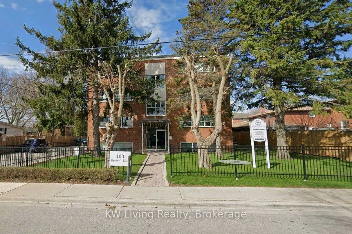 100, Browns, Alderwood, Toronto