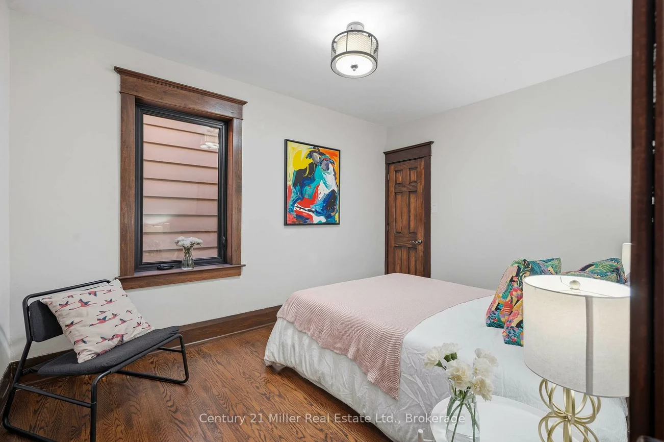 213, Boon, Corso Italia-Davenport, Toronto