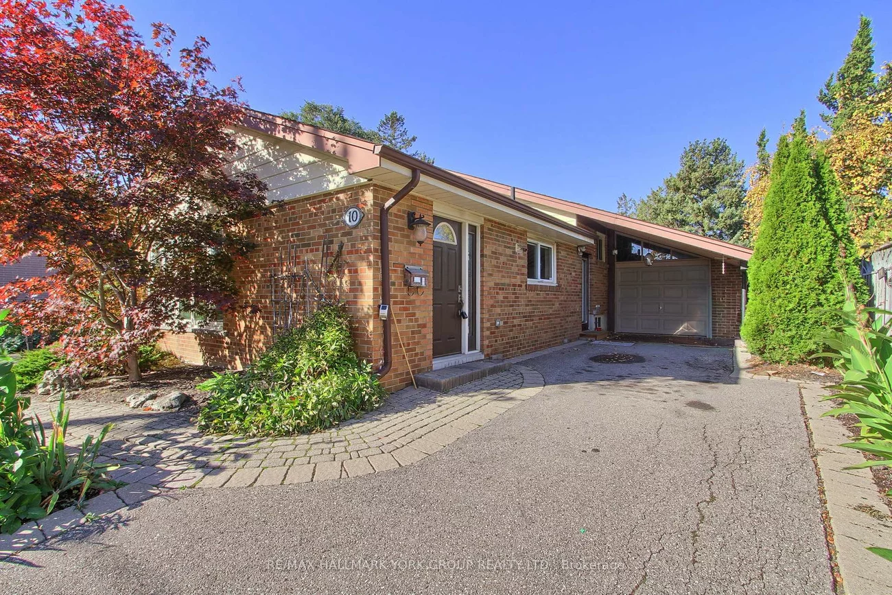 10, Harefield, Rexdale-Kipling, Toronto