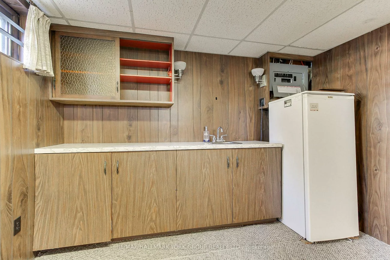 10, Harefield, Rexdale-Kipling, Toronto