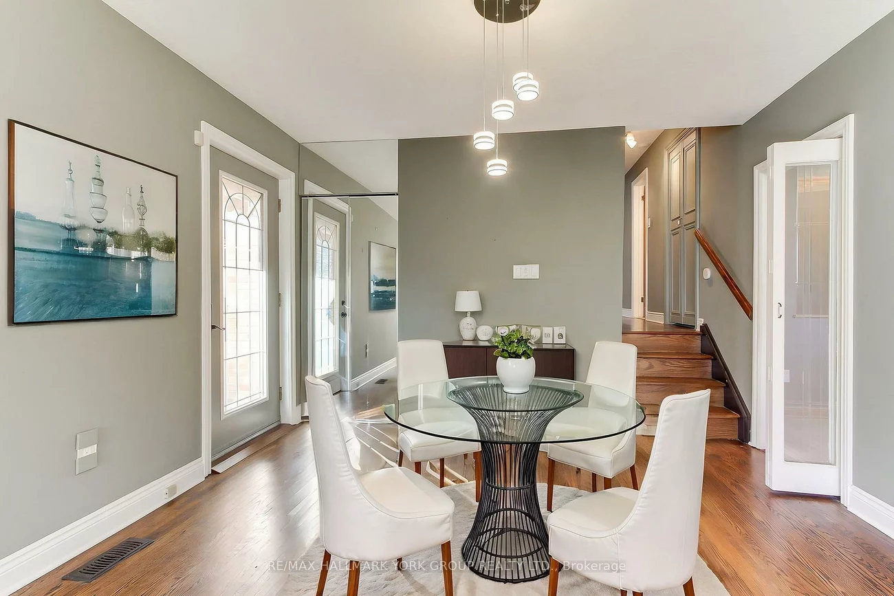 10, Harefield, Rexdale-Kipling, Toronto