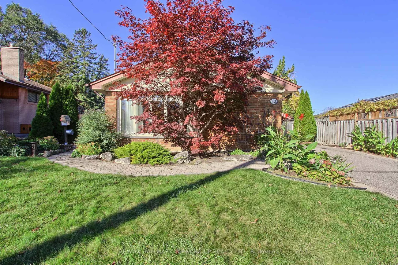 10, Harefield, Rexdale-Kipling, Toronto