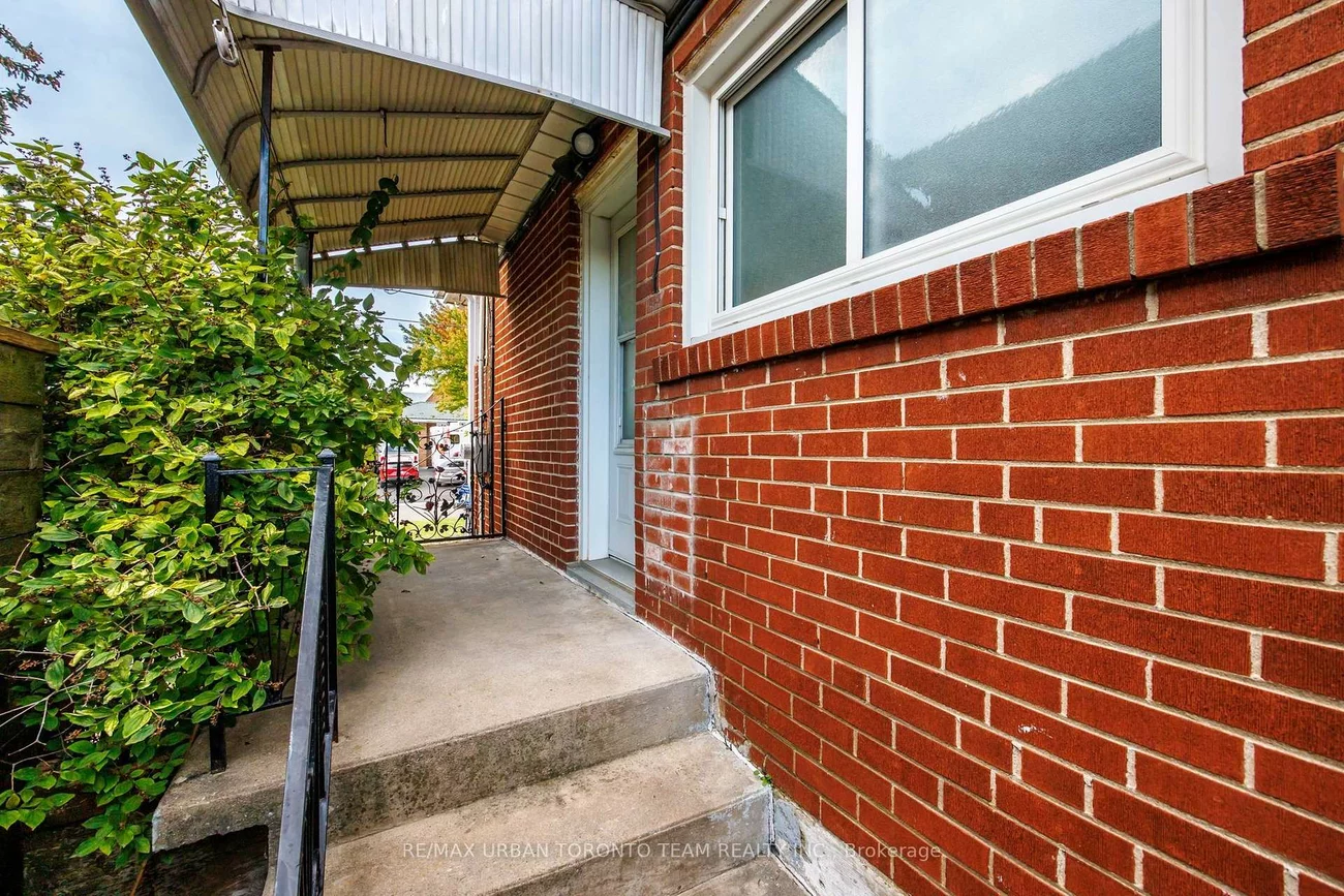 23, Wishart, Glenfield-Jane Heights, Toronto