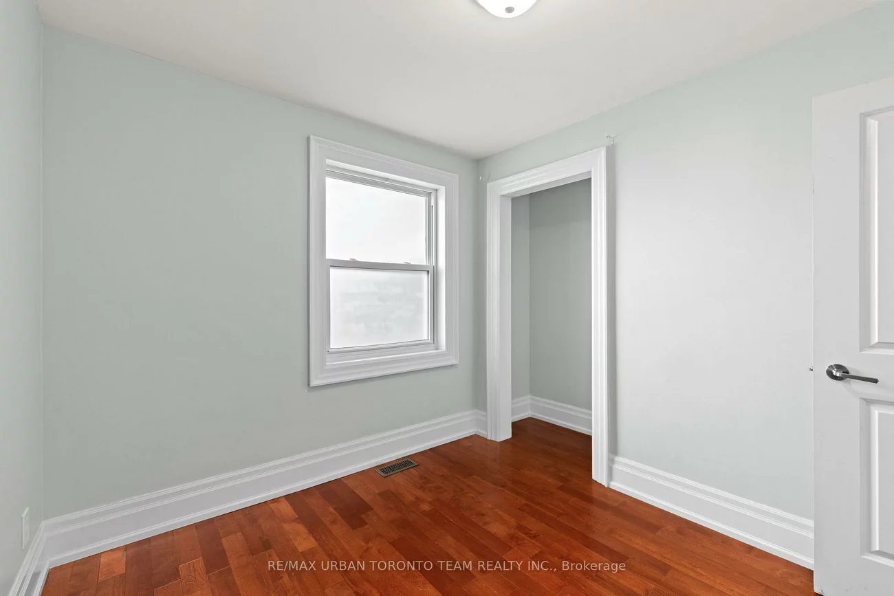 23, Wishart, Glenfield-Jane Heights, Toronto