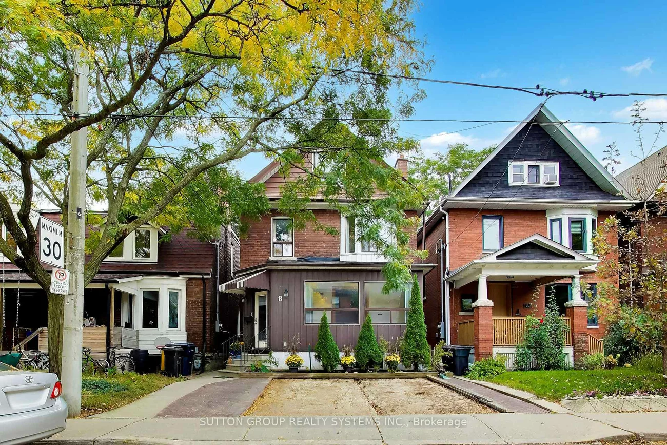 8, Alhambra, High Park-Swansea, Toronto