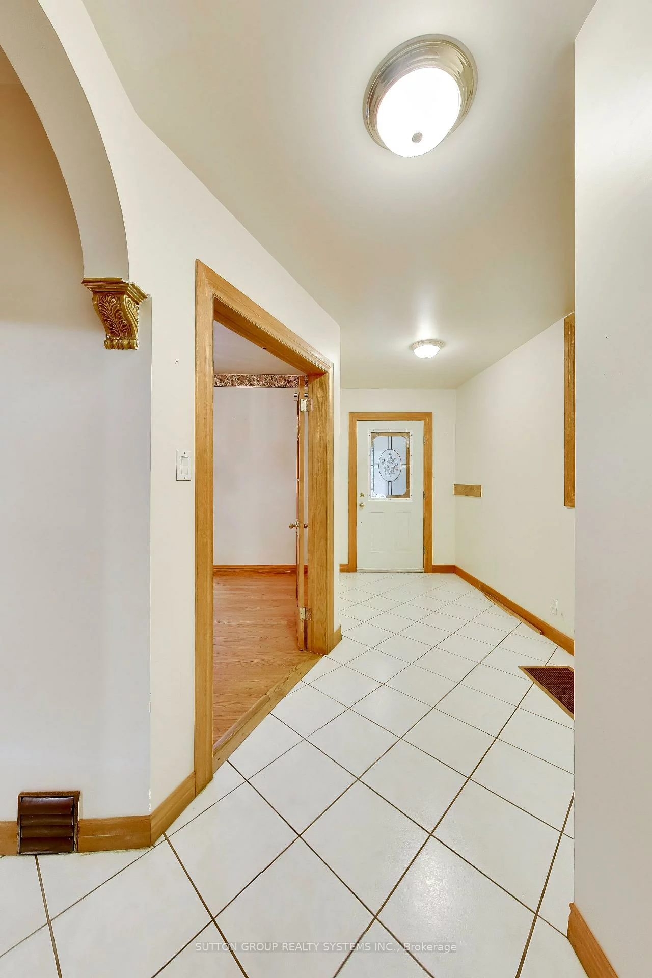 8, Alhambra, High Park-Swansea, Toronto