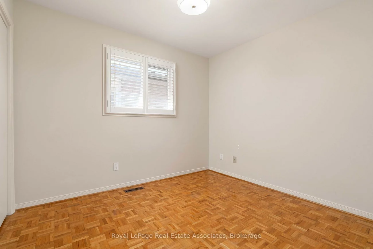 7, Capstan, Glenfield-Jane Heights, Toronto