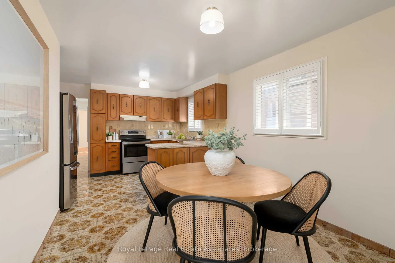 7, Capstan, Glenfield-Jane Heights, Toronto