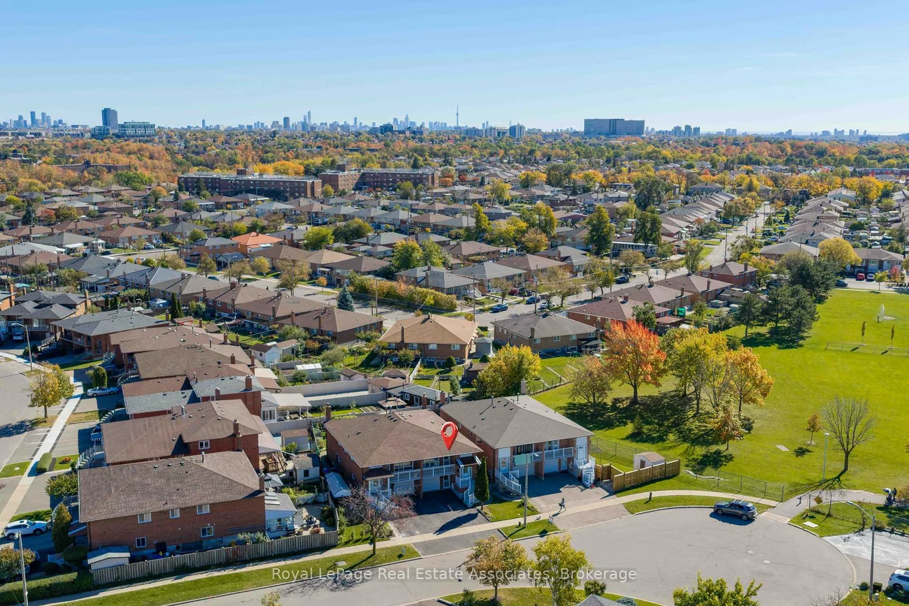 7, Capstan, Glenfield-Jane Heights, Toronto