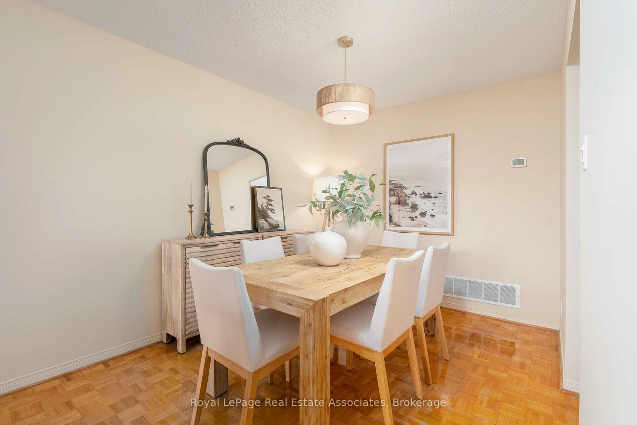 7, Capstan, Glenfield-Jane Heights, Toronto