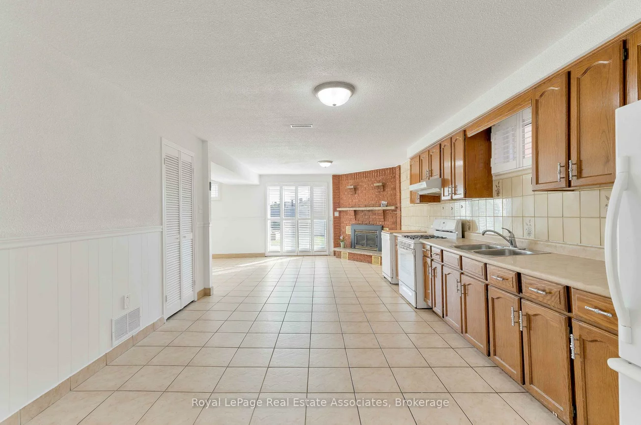 7, Capstan, Glenfield-Jane Heights, Toronto