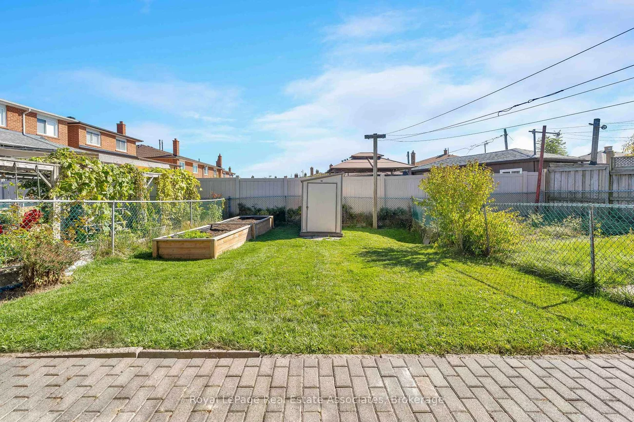 7, Capstan, Glenfield-Jane Heights, Toronto