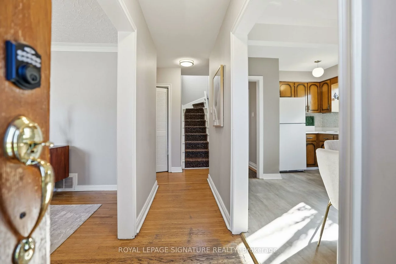 109, Glen Long, Yorkdale-Glen Park, Toronto