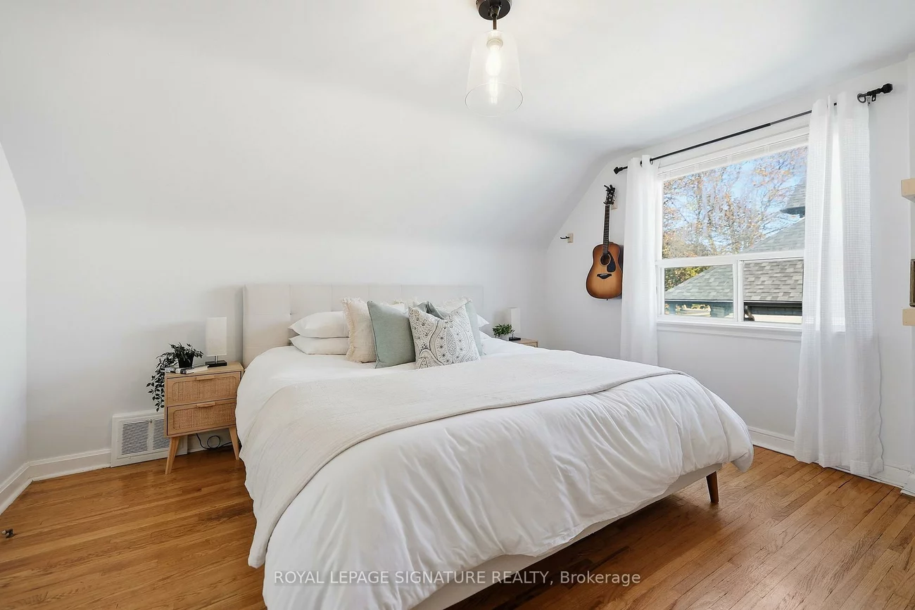 109, Glen Long, Yorkdale-Glen Park, Toronto