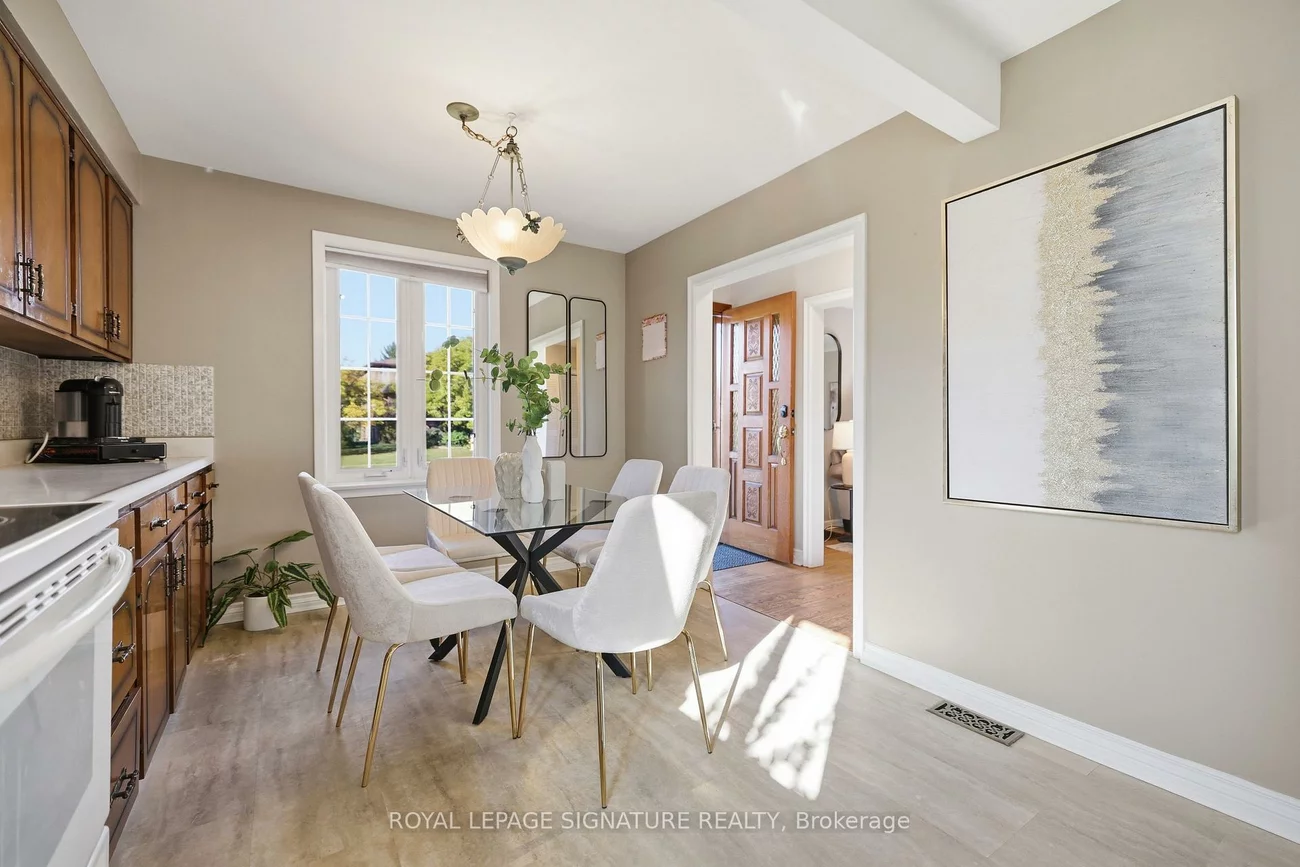 109, Glen Long, Yorkdale-Glen Park, Toronto