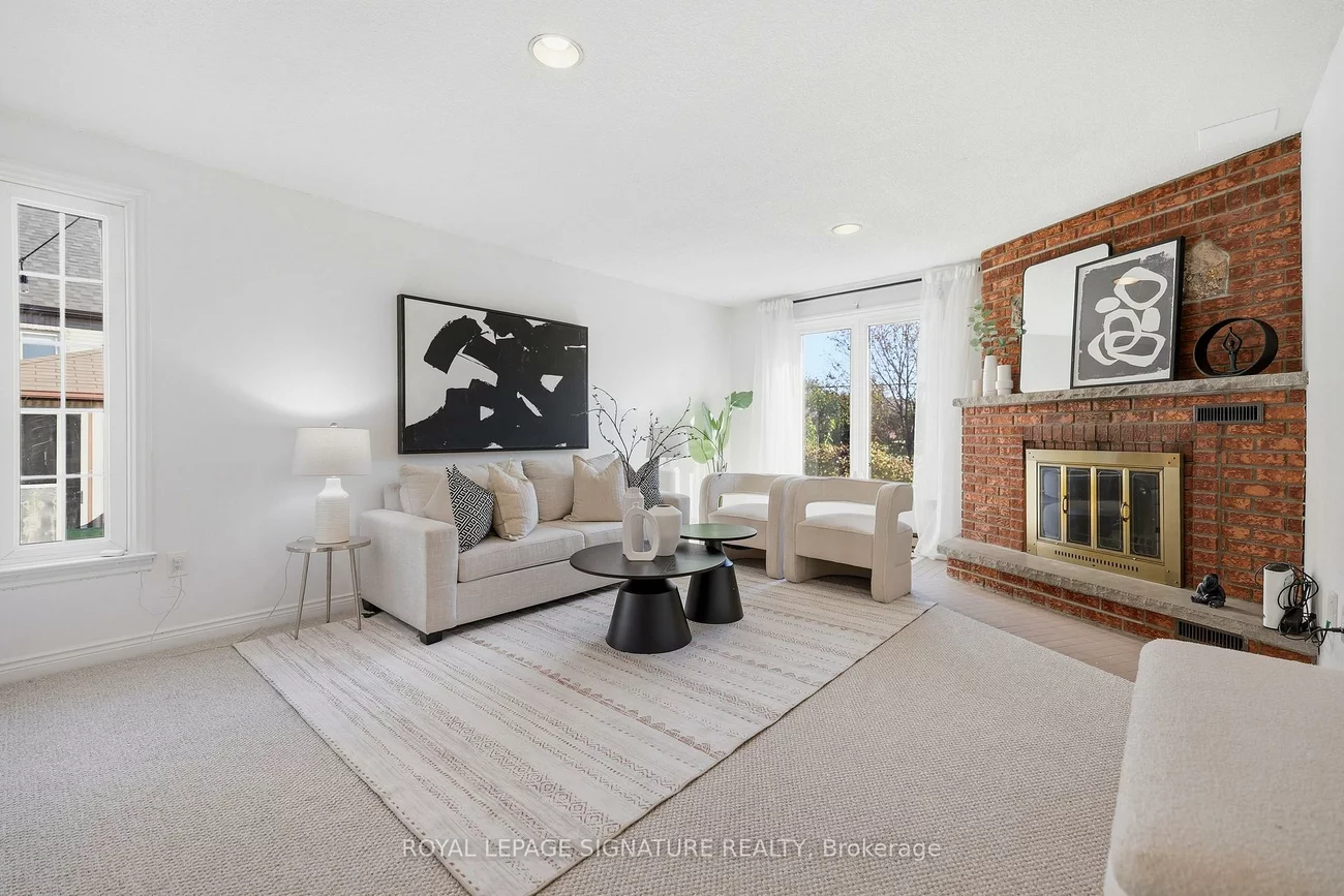 109, Glen Long, Yorkdale-Glen Park, Toronto