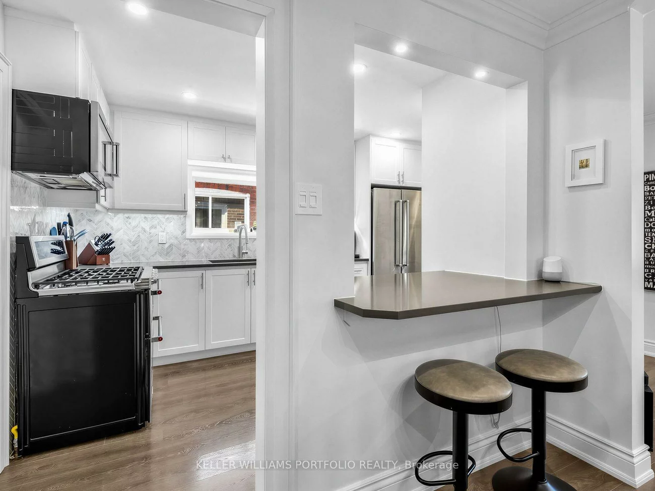 163, Lambton, Rockcliffe-Smythe, Toronto