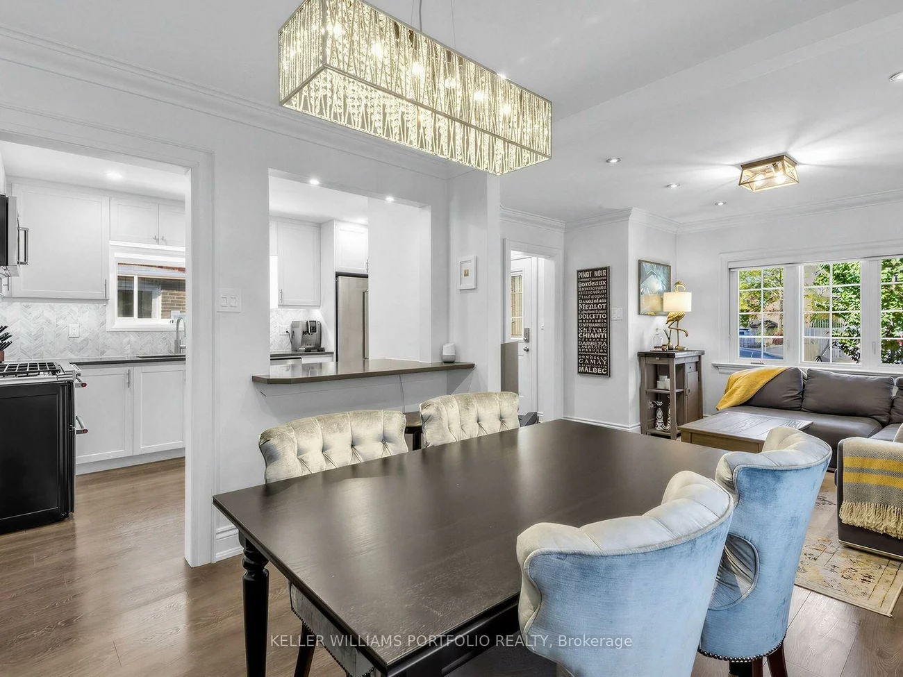 163, Lambton, Rockcliffe-Smythe, Toronto