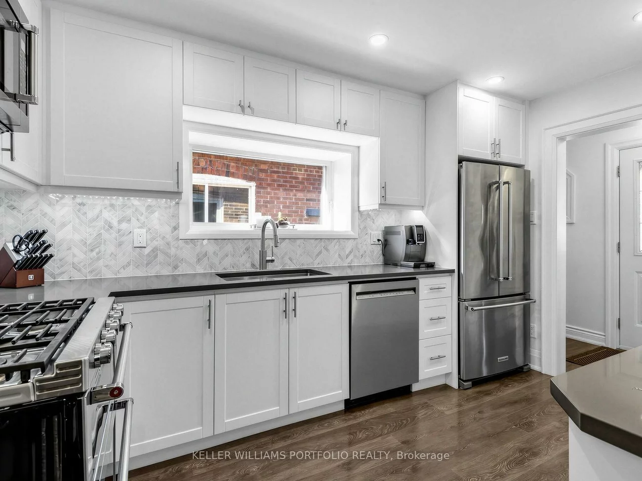 163, Lambton, Rockcliffe-Smythe, Toronto
