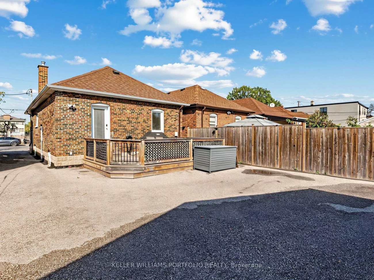 163, Lambton, Rockcliffe-Smythe, Toronto