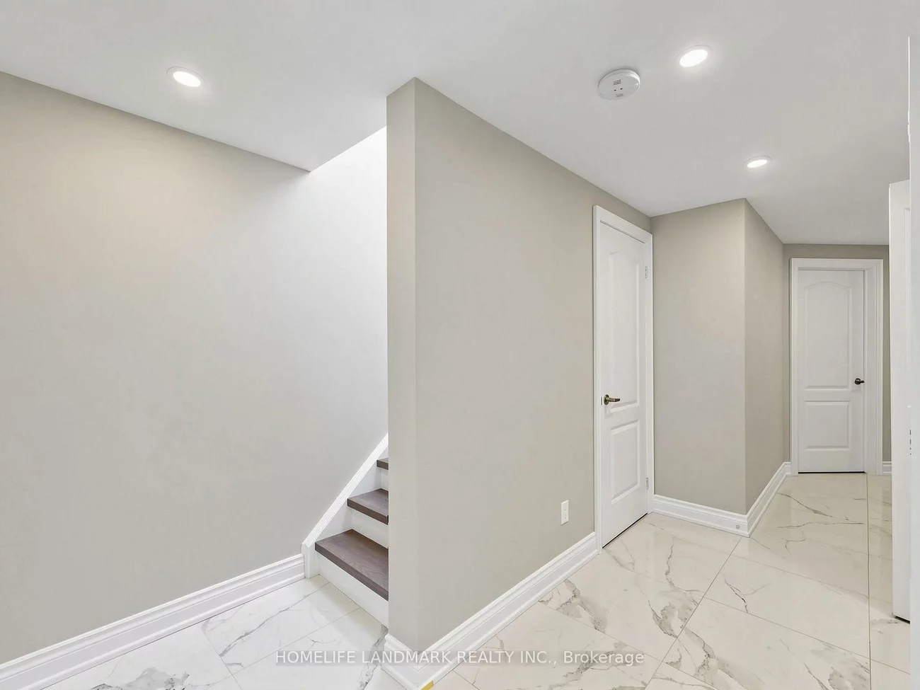60, Delabo, York University Heights, Toronto