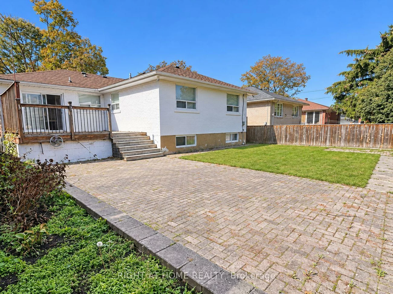 5, Renault, Humber Heights, Toronto