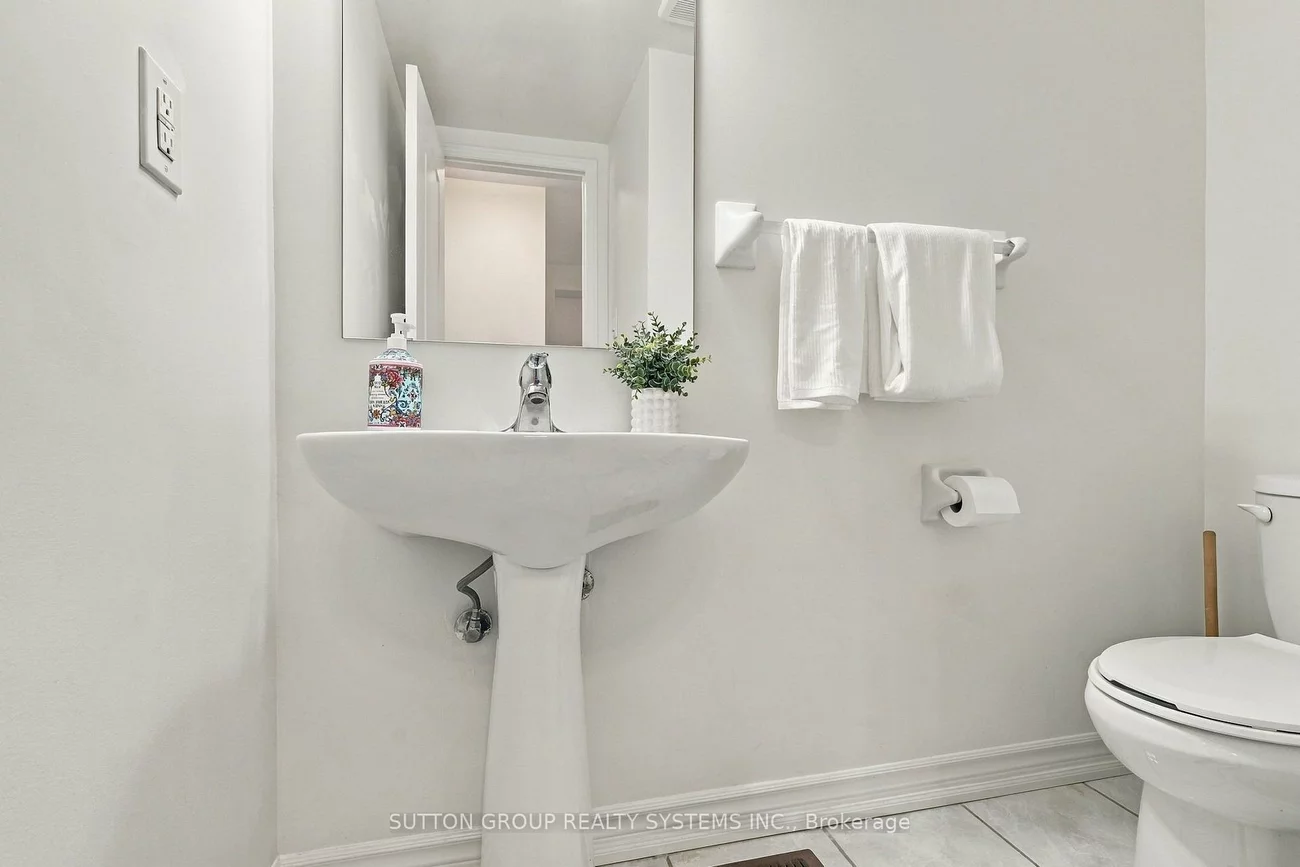 120, Tarragona, Junction Area, Toronto