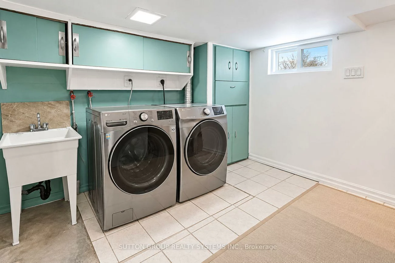 120, Brownville, Mount Dennis, Toronto