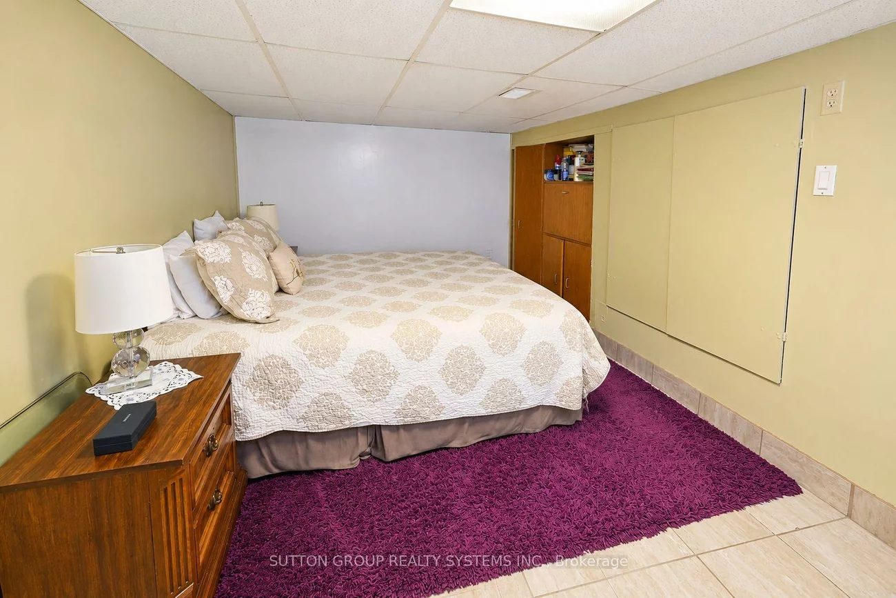 120, Brownville, Mount Dennis, Toronto