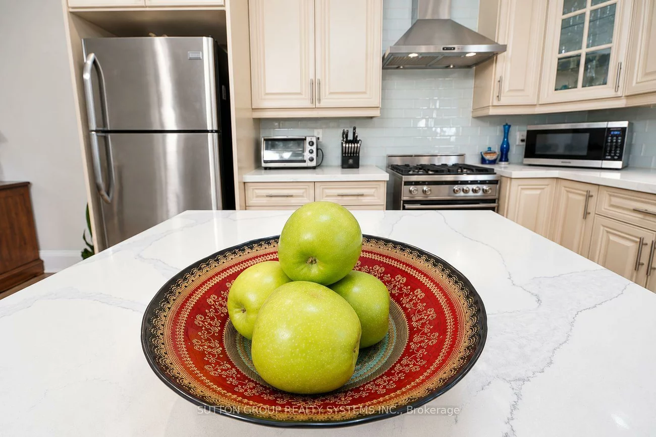 120, Brownville, Mount Dennis, Toronto