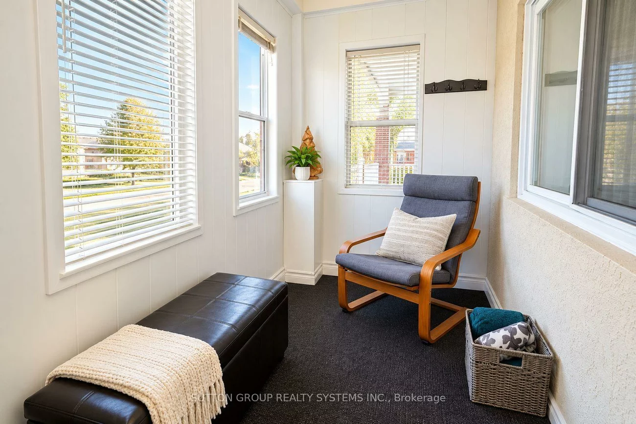120, Brownville, Mount Dennis, Toronto