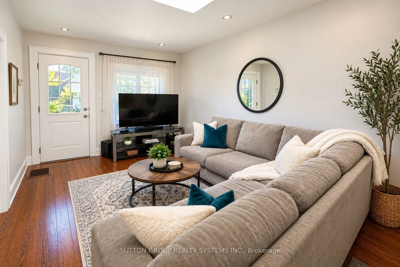120, Brownville, Mount Dennis, Toronto