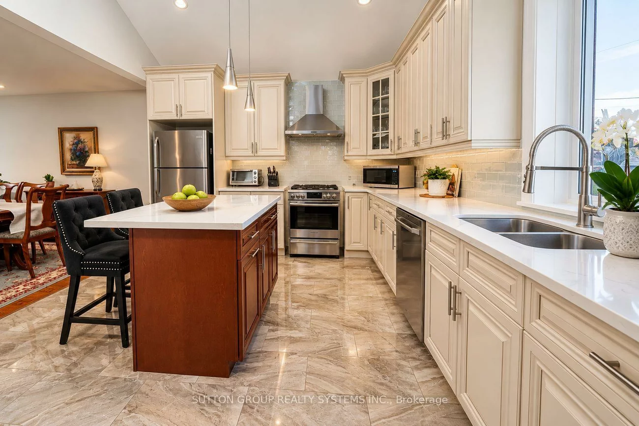 120, Brownville, Mount Dennis, Toronto