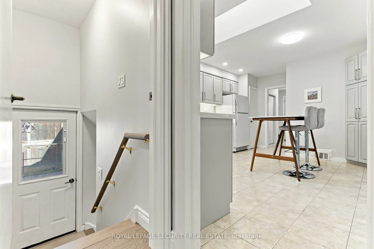 6, Tewsely, Willowridge-Martingrove-Richview, Toronto