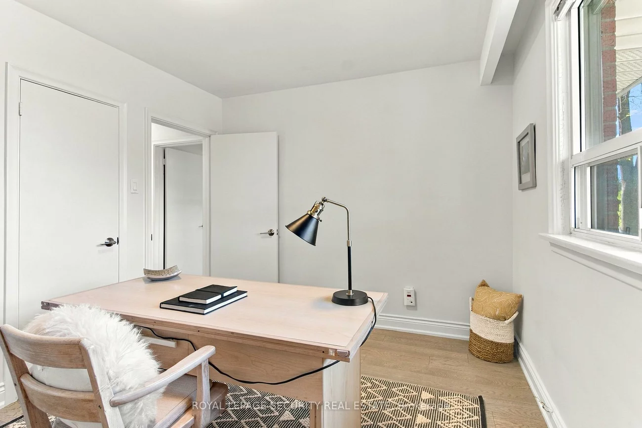 6, Tewsely, Willowridge-Martingrove-Richview, Toronto