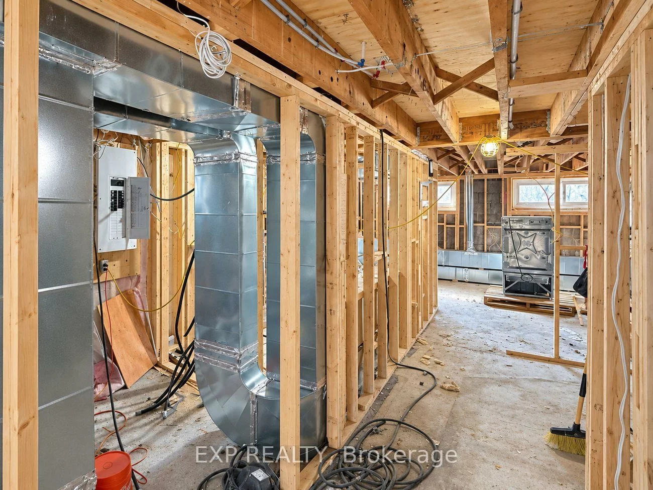 17, Windsor, Kingsview Village-The Westway, Toronto