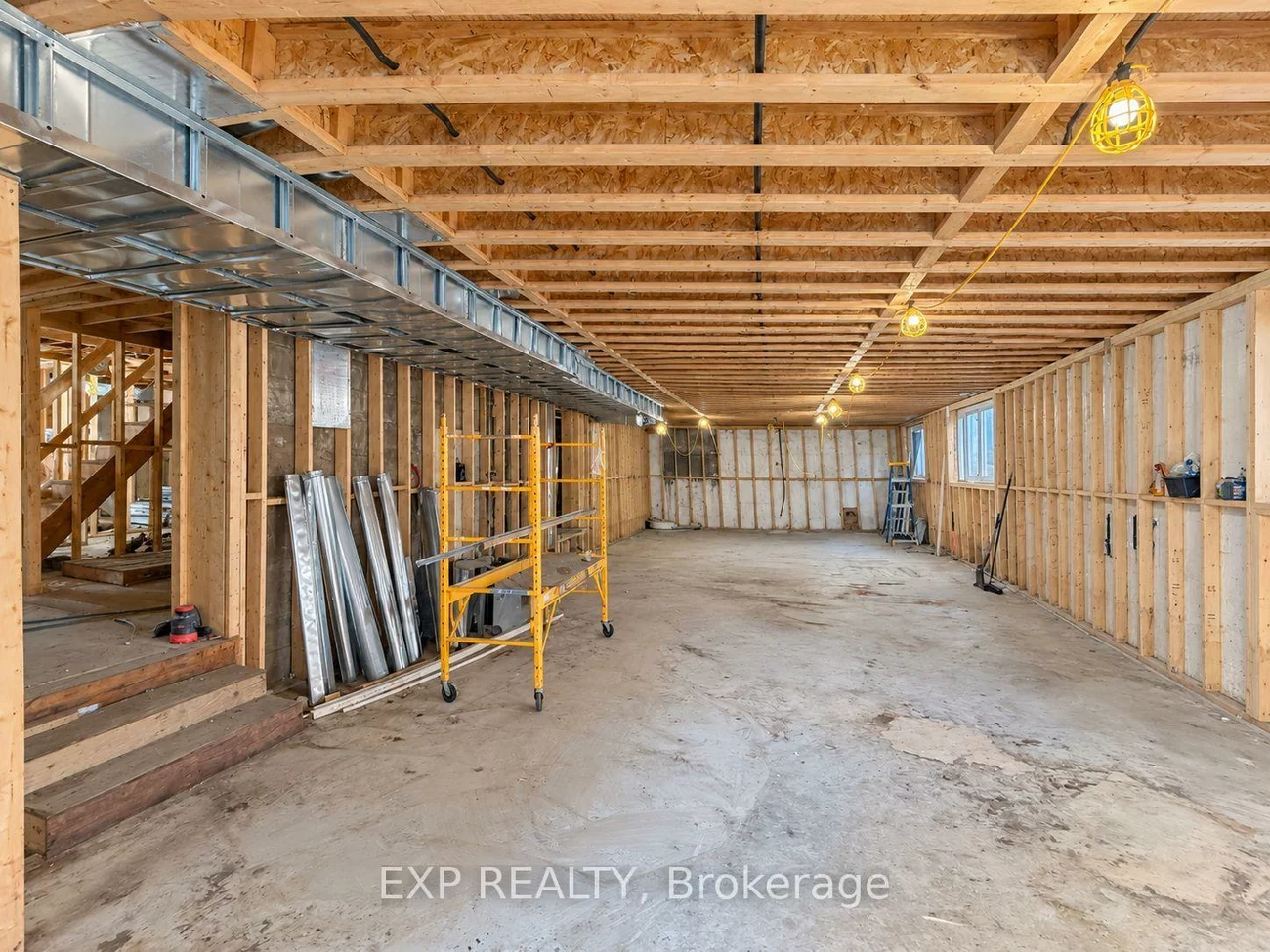 17, Windsor, Kingsview Village-The Westway, Toronto