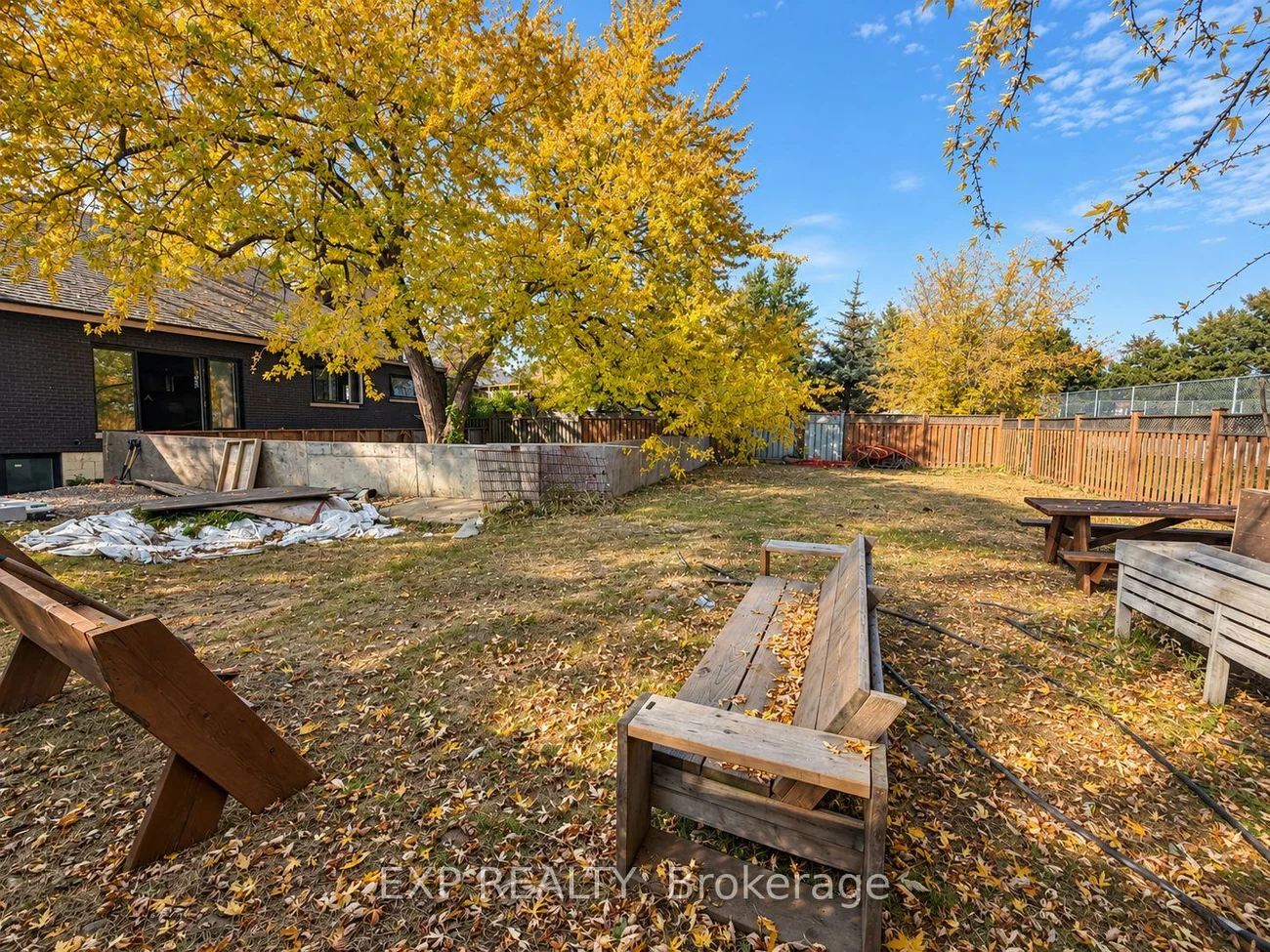 17, Windsor, Kingsview Village-The Westway, Toronto