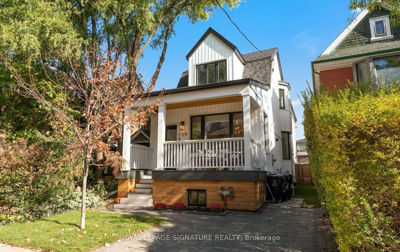 729, Gladstone, Dovercourt-Wallace Emerson-Junction, Toronto