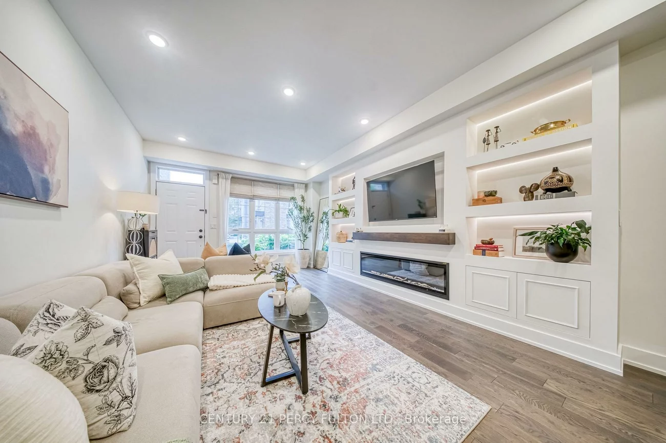 26, Ernest, Dovercourt-Wallace Emerson-Junction, Toronto