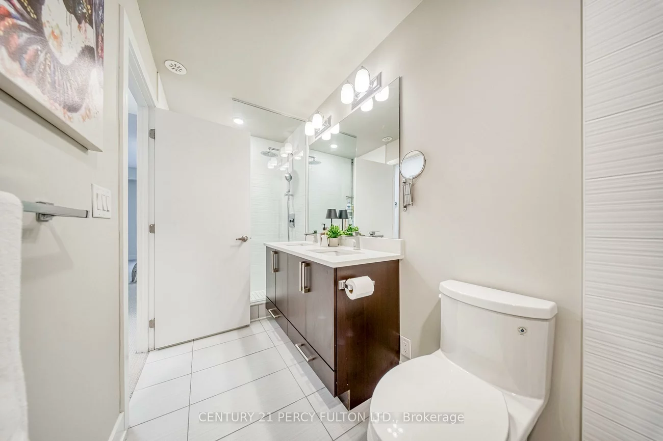 26, Ernest, Dovercourt-Wallace Emerson-Junction, Toronto