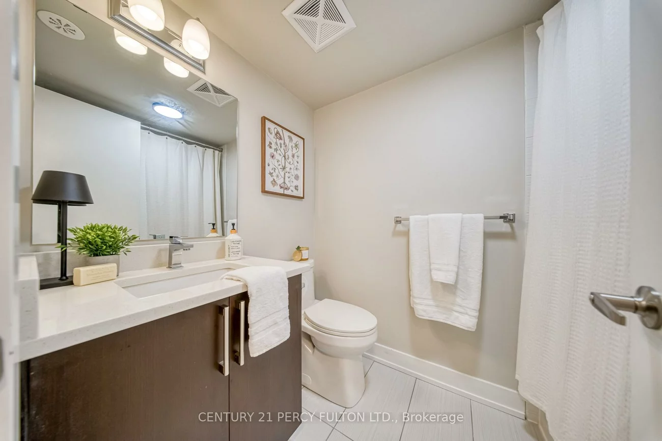 26, Ernest, Dovercourt-Wallace Emerson-Junction, Toronto
