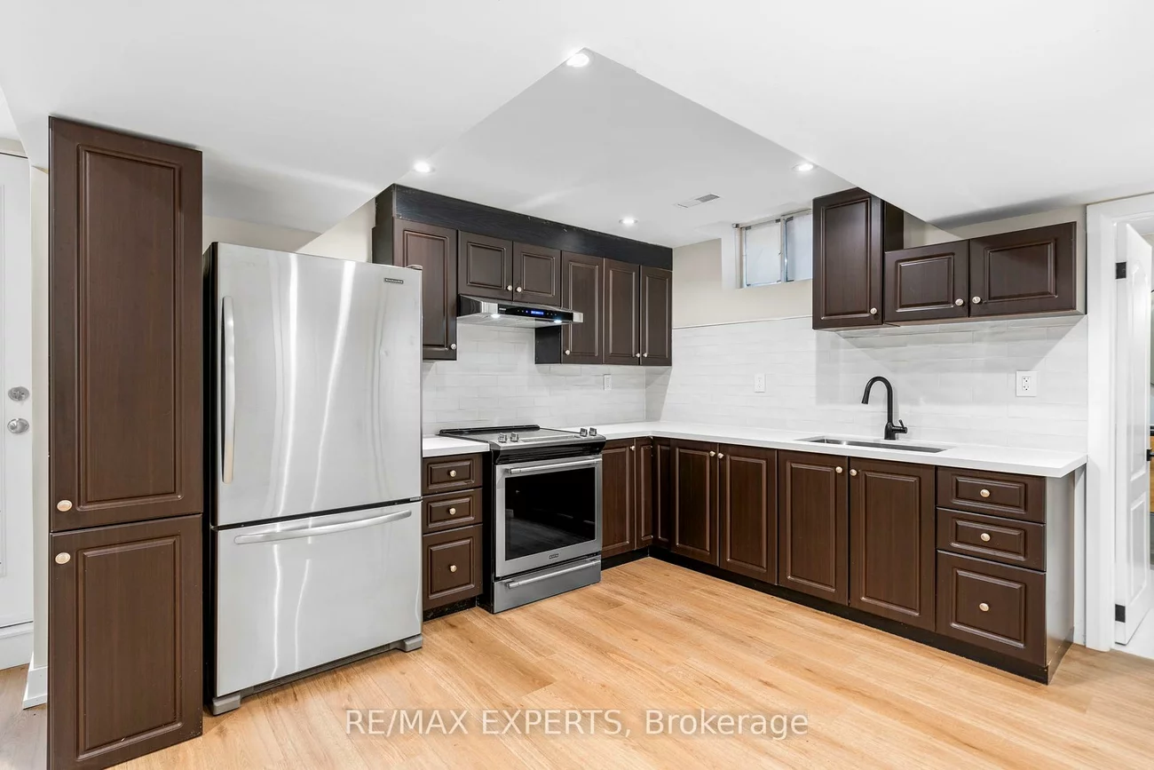 86, Cormorant, Vellore Village, Vaughan
