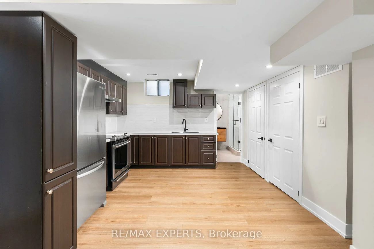 86, Cormorant, Vellore Village, Vaughan