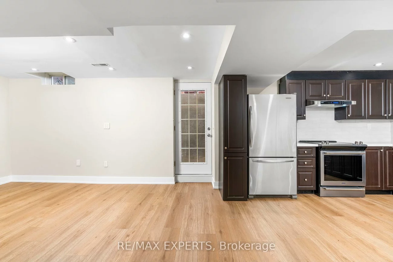 86, Cormorant, Vellore Village, Vaughan